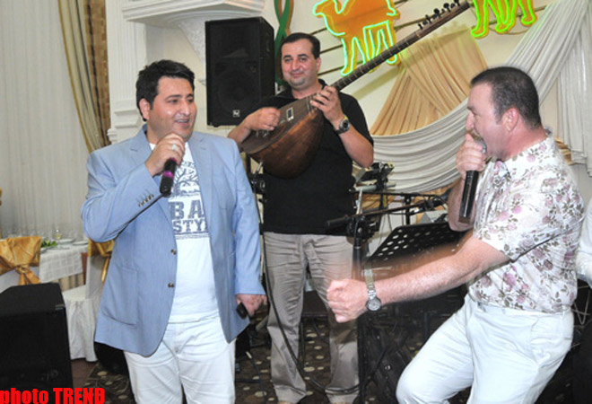 Свадьба певца Пярвина Лятифова - в образе "стеснительного" жениха  (фотосессия)