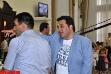 Свадьба певца Пярвина Лятифова - в образе "стеснительного" жениха  (фотосессия)