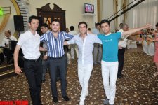 Свадьба певца Пярвина Лятифова - в образе "стеснительного" жениха  (фотосессия)