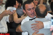 Свадьба певца Пярвина Лятифова - в образе "стеснительного" жениха  (фотосессия)