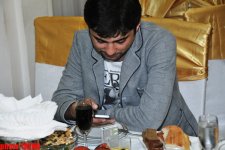 Свадьба певца Пярвина Лятифова - в образе "стеснительного" жениха  (фотосессия)