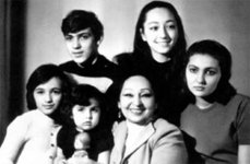 Дочь Таира Салахова, экс-супруга Константина Райкина: "После развода я долго болела"