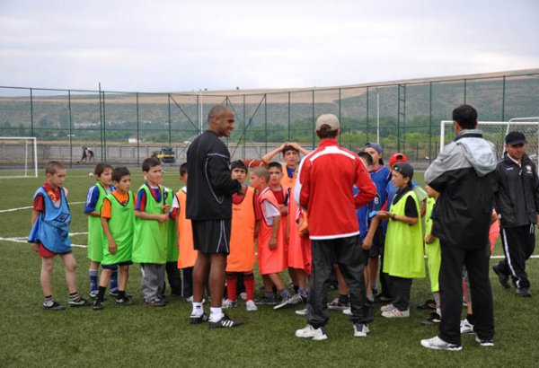 Фильм о 100-летии азербайджанского футбола удостоен награды на Миланском фестивале