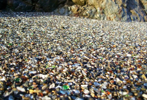 СМИ сообщают о падении вертолета в океан у одного из пляжей Рио-де-Жанейро