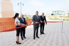 Президент Азербайджана принял участие в открытии Центра Гейдара Алиева в Сиязане (версия 2) (ФОТО)