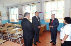 Президент Ильхам Алиев: Если будут решены проблемы каждого поселка, то будут решены все проблемы страны (версия 2) (ФОТО)
