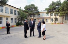 Президент Ильхам Алиев: Если будут решены проблемы каждого поселка, то будут решены все проблемы страны (версия 2) (ФОТО)
