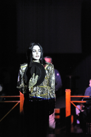 Азербайджанские исполнители отметили день рождения Майкла Джексона (фотосессия)