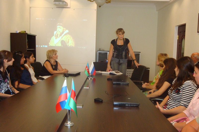 В Баку прошел лекторий, посвященный творчеству  В.М.Васнецова