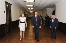 Президент Ильхам Алиев: За счет развития современного учебного процесса уровень образования в Азербайджане еще больше поднимется (ФОТО)