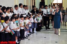 В Азербайджане отмечают День знаний (ФОТО)