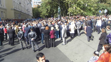 Фотосет с церемонии открытия памятника Муслиму Магомаеву