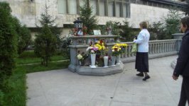 Фотосет с церемонии открытия памятника Муслиму Магомаеву