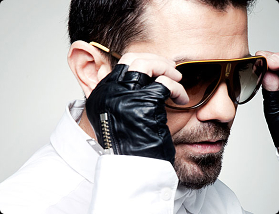 Кенан Догулу - от фортепиано, флейты и гитары до концерта в Баку (фото)