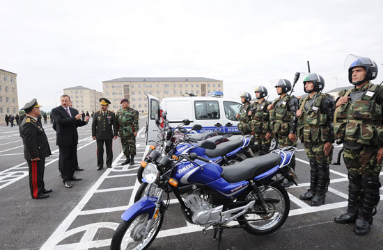 Президент Ильхам Алиев принял участие в открытии Н-ского военного городка Внутренних войск в Губе (ФОТО)
