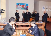 Президент Азербайджана ознакомился в Губе с ходом реконструкции парка им.Низами и открыл шахматную школу (ФОТО)