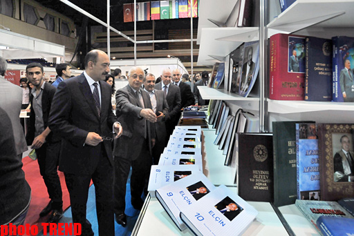 В Баку открылась Международная книжная выставка-ярмарка (фотоссесия)