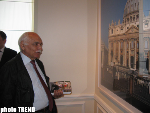 Работы австрийских художников отличаются интеллигентностью - Омар Эльдаров (фотосессия)