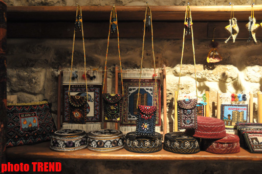 Народно-прикладное искусство Азербайджана: куклы, келагаи, хурджун… (фотосессия)