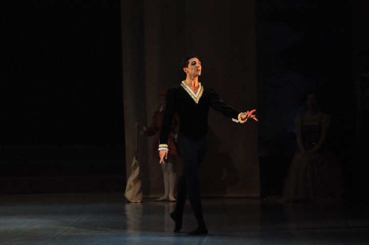 Ульви Азизов примет участие в гала-концерте Etoile Ballet Gala