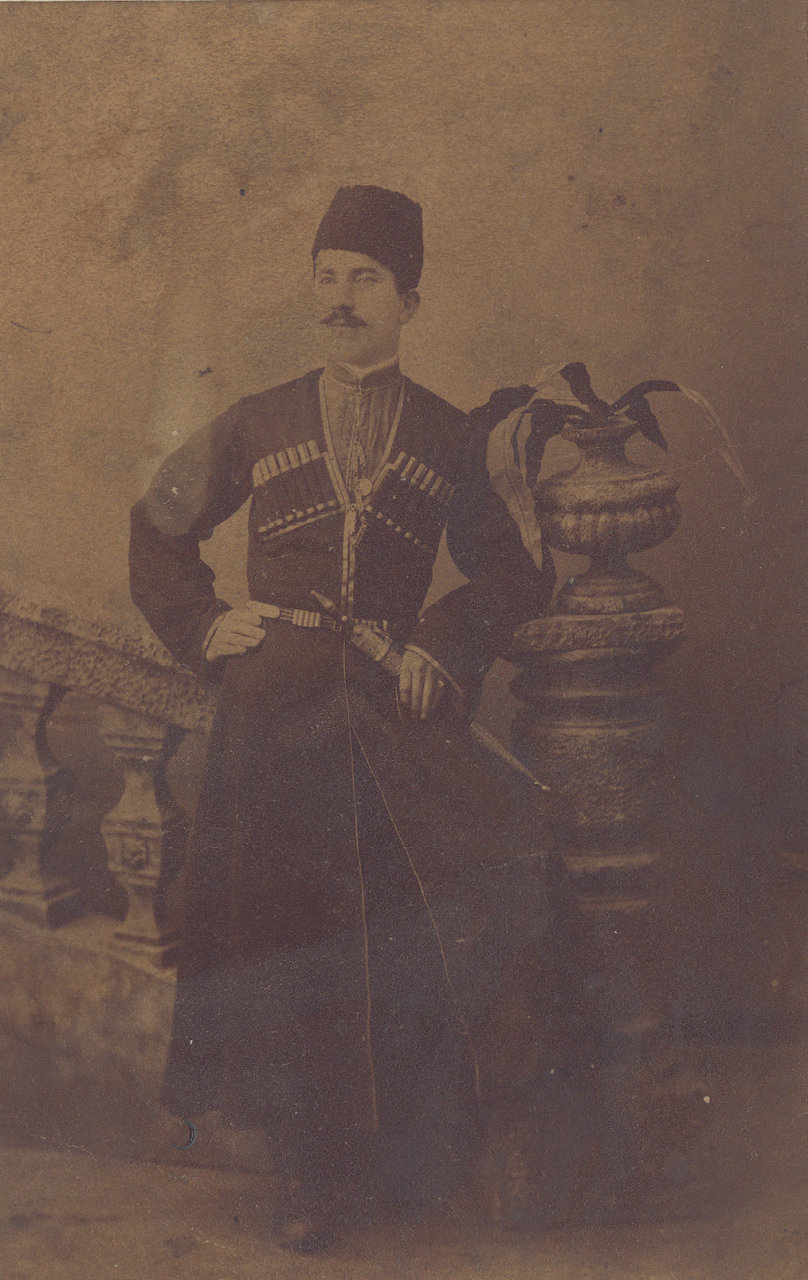 Уникальные фото предков Бахрама Багирзаде, или о роли Гафур бека в фильме "Не бойся, я с тобой 2"
