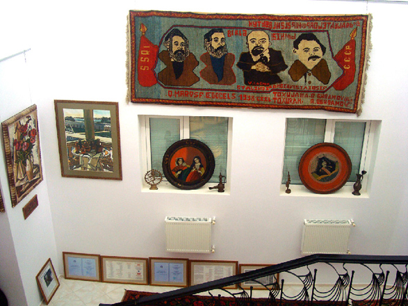 Один день в бакинской мастерской Таира Салахова (фотосессия)