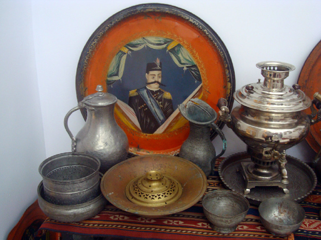 Один день в бакинской мастерской Таира Салахова (фотосессия)