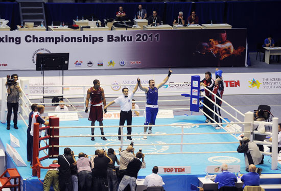 Президент Азербайджана и его супруга наблюдали за поединками финального этапа чемпионата мира по боксу (ФОТО)