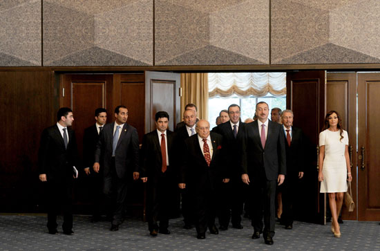 Президент Ильхам Алиев: Азербайджан - это страна, где встречаются, сливаются культуры и цивилизации (ФОТО)