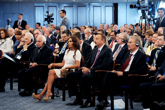 Президент Ильхам Алиев: Азербайджан - это страна, где встречаются, сливаются культуры и цивилизации (ФОТО)