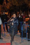 Холодный бакинский ветер согрел солистку группы Ricchi e Poveri (фотосессия)