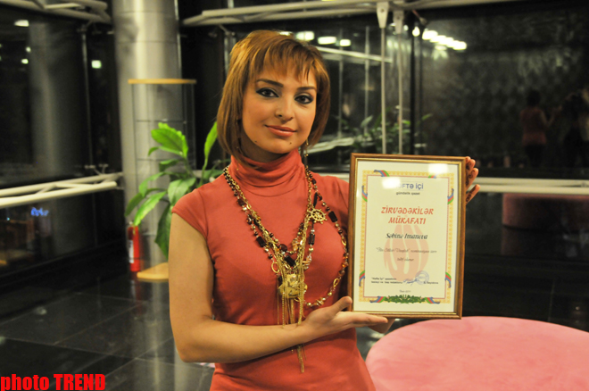 В Баку состоялась церемония награждения представителей культуры, шоу-бомонда, стилистов и моделей  (фотосессия)