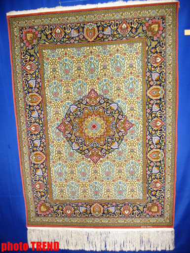 Великое искусство ковров-портретов Кямиля Алиева (фотосессия)