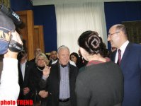 Великое искусство ковров-портретов Кямиля Алиева (фотосессия)