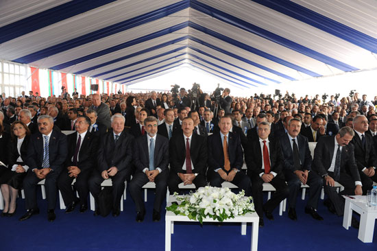 Азербайджан намерен увеличить поставки газа в Турцию – Президент Ильхам Алиев (ФОТО)