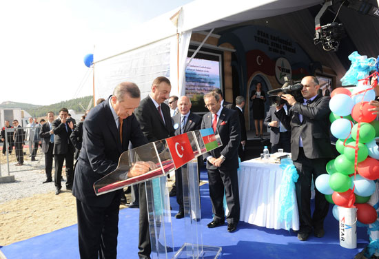 Азербайджан намерен увеличить поставки газа в Турцию – Президент Ильхам Алиев (ФОТО)