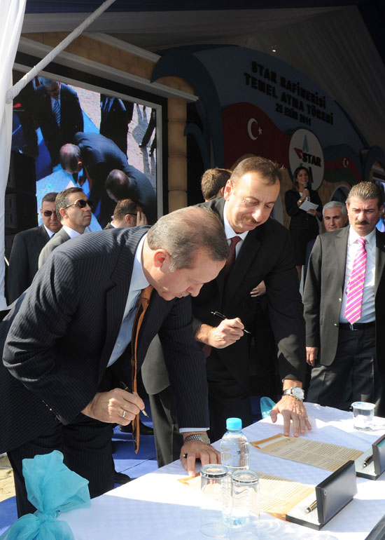 Азербайджан намерен увеличить поставки газа в Турцию – Президент Ильхам Алиев (ФОТО)