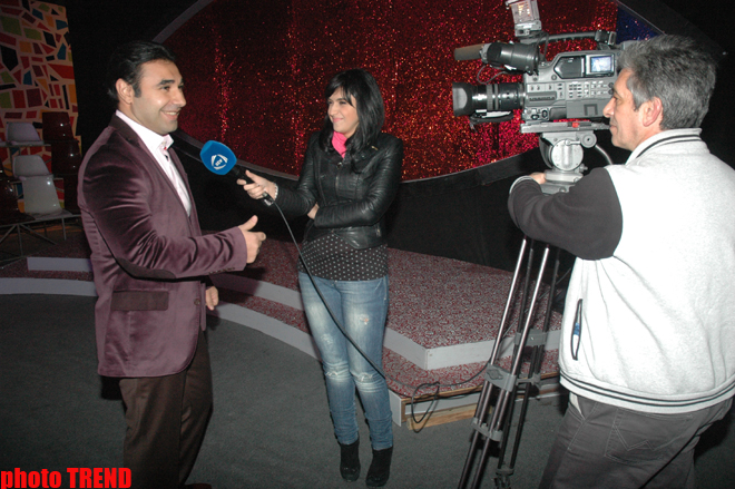 Певец из Москвы Рафаэль Гаджиев снял в Баку клип "Азербайджан маралы" (фотосессия)