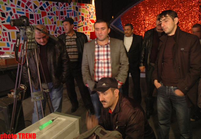 Певец из Москвы Рафаэль Гаджиев снял в Баку клип "Азербайджан маралы" (фотосессия)