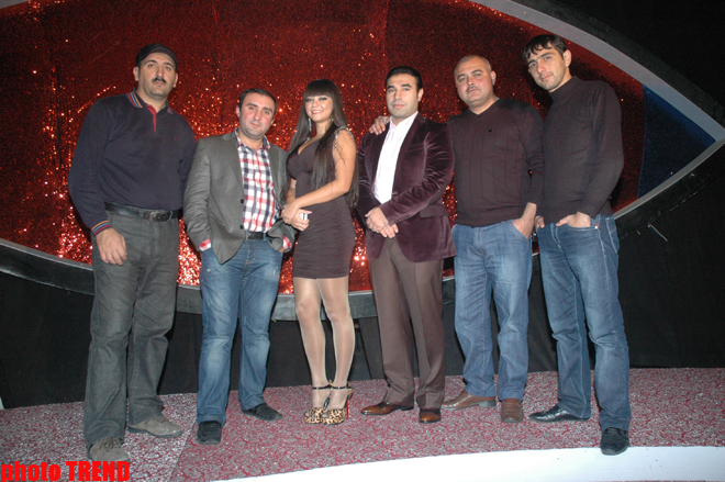 Певец из Москвы Рафаэль Гаджиев снял в Баку клип "Азербайджан маралы" (фотосессия)