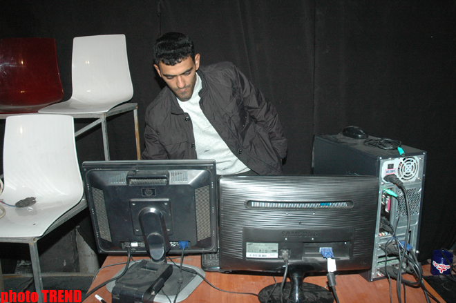 Певец из Москвы Рафаэль Гаджиев снял в Баку клип "Азербайджан маралы" (фотосессия)