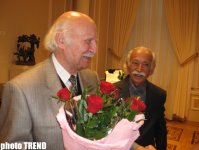 Юбилейная выставка Алтая Гаджиева: "Моя миссия будет незавершенной..." (фотосессия)