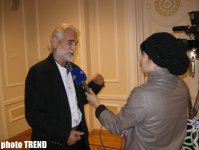 Юбилейная выставка Алтая Гаджиева: "Моя миссия будет незавершенной..." (фотосессия)