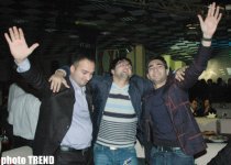 Холодная ночь в Баку - королева Лятафят Алекперова, горячая Ханде Йенер, экстаз молодежи (фотосессия)