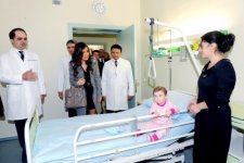 Вице-президент Фонда Гейдара Алиева Лейла Алиева ознакомилась с созданными в Центре хирургии и трансплантологии органов условиями (ФОТО)