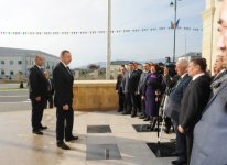 Президент Ильхам Алиев: В дальнейшем Азербайджан будет развиваться стремительнее, чем он развивался в эти годы (ФОТО)