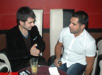 Суеверный телеведущий Джавид и VIP-продюсер Бабек о богатстве, или К чему чешется... (фотосессия)