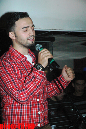 Замиг Гусейнов перенимает стиль Голливудских звезд (фото)