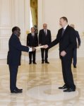 Президент Азербайджана принял верительные грамоты послов семи стран (ФОТО)