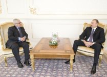 Президент Азербайджана принял верительные грамоты послов семи стран (ФОТО)